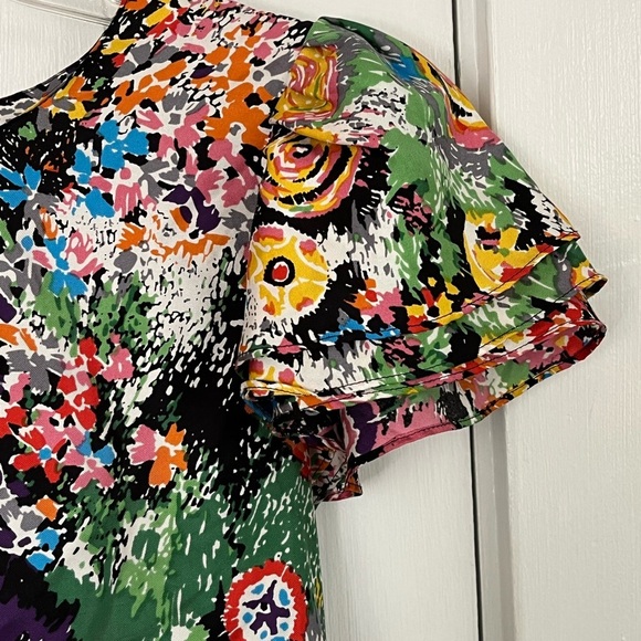See by Chloe Multi Floral 100% Silk Dress Flutter Sleeve Vibrant Cottagecore US8 - Picture 4 of 14